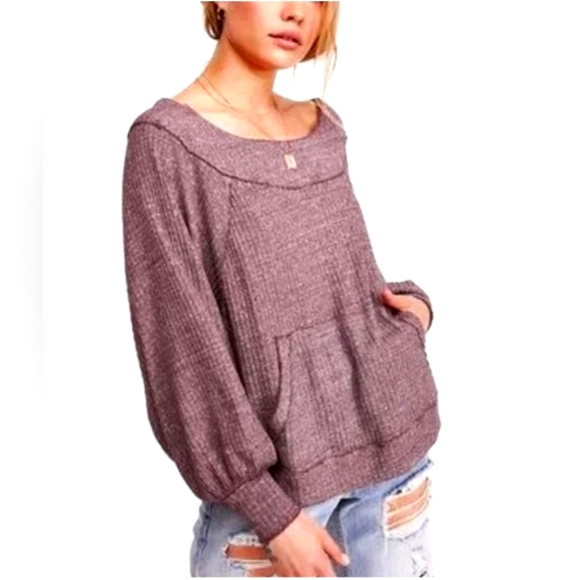 Free People Tops - NWT SOFTEST FP SWEATER W/ POCKETS!! 😮
